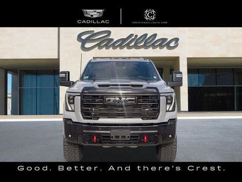 Used 2025 GMC Sierra 2500 AT4X AWD/4WD image 8