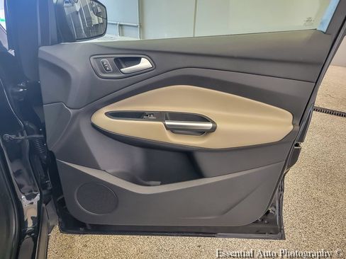 Used 2019 Ford Escape SEL AWD/4WD image 20