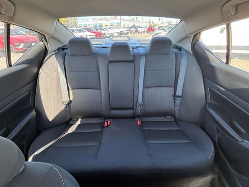 Used 2025 Nissan Altima 2.5 SV FWD image 38