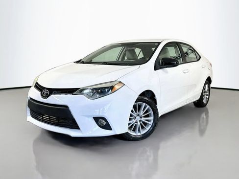 Used 2014 Toyota Corolla LE FWD image 3
