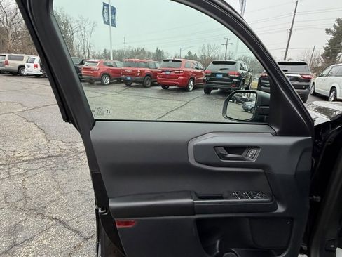 Used 2024 Ford Bronco Sport Big Bend image 9