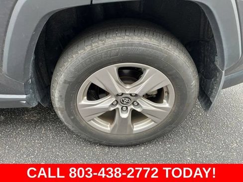 Used 2024 Toyota RAV4 XLE FWD image 32