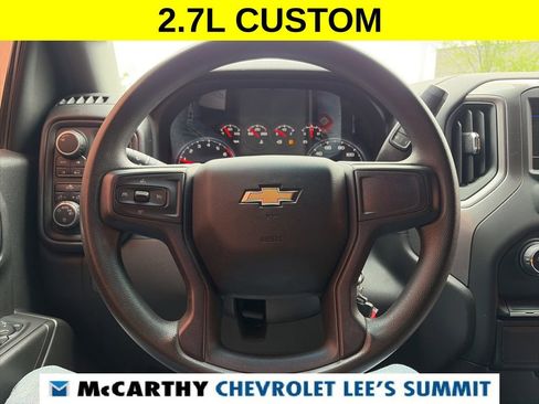 Used 2022 Chevrolet Silverado 1500 Custom AWD/4WD image 18