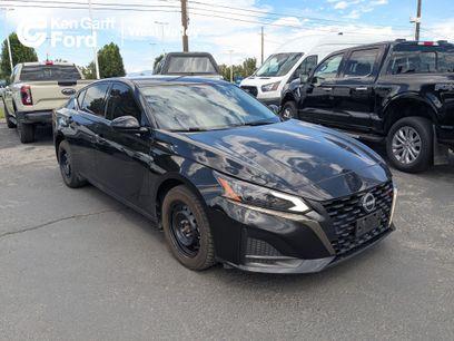 Used 2023 Nissan Altima 2.0 SR
