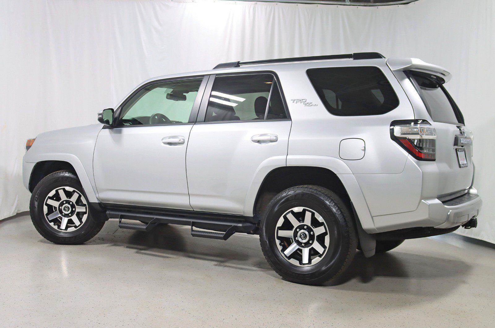 Used 2021 Toyota 4Runner TRD Off-Road Premium w/ Moonroof Package AWD/4WD image 9