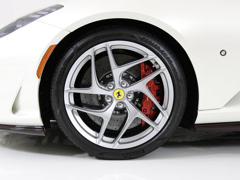 Certified 2020 Ferrari 812 Superfast RWD image 13