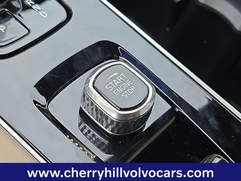 New 2026 Volvo XC90 T8 Plus w/ Protection Package Premier image 17