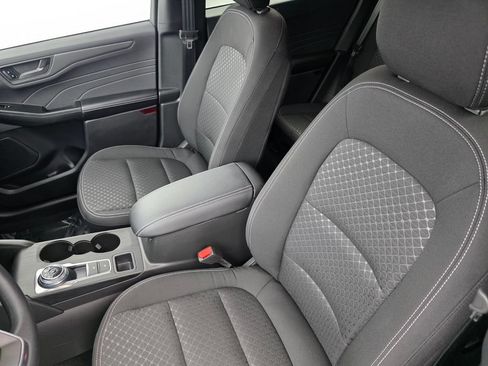 Used 2026 Ford Escape Active w/ Tech Pack #1 FWD image 11