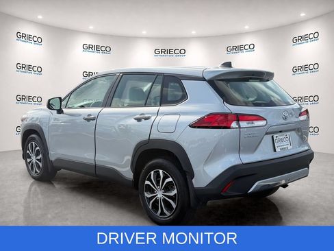 Used 2024 Toyota Corolla Cross L FWD image 5