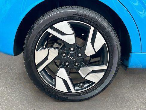 Certified 2023 Kia Soul GT-Line image 29