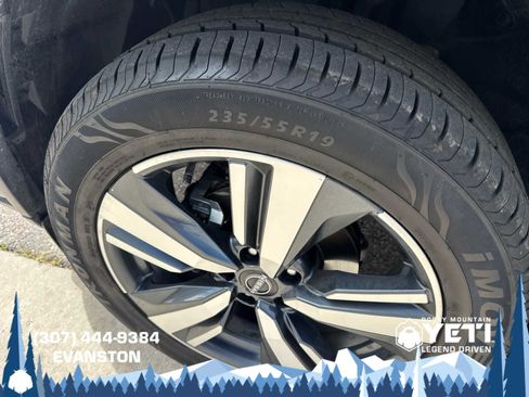 Used 2024 Nissan Rogue SL w/ SL Premium Package AWD/4WD image 22