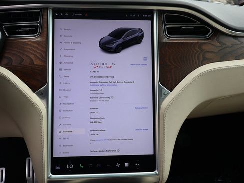 Used 2017 Tesla Model X P100D image 53