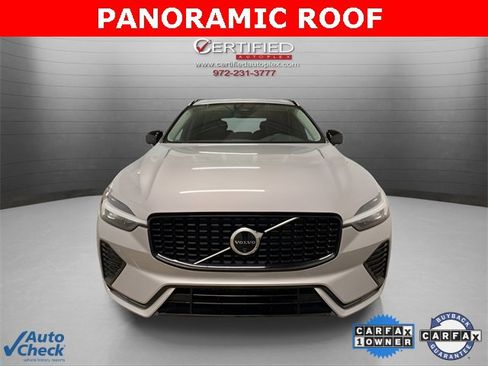 Used 2025 Volvo XC60 B5 Plus image 2