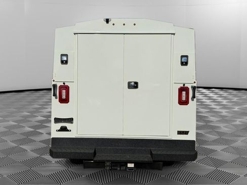 New 2025 Chevrolet Express 3500 w/ Power Convenience Package image 4