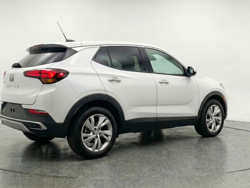 Used 2025 Buick Encore GX Preferred AWD/4WD image 9