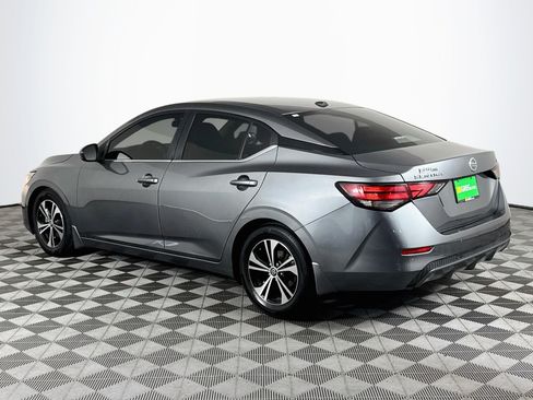 Used 2020 Nissan Sentra SV FWD image 2