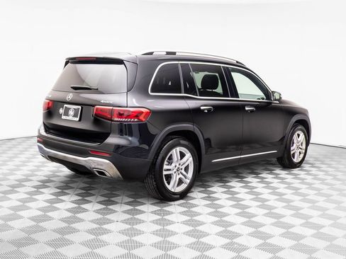 Used 2023 Mercedes-Benz GLB 250 4MATIC image 5