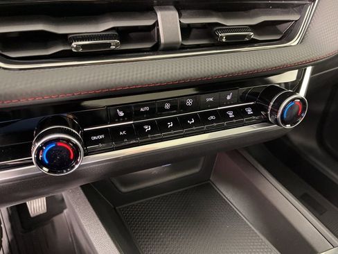 New 2026 Chevrolet Equinox RS AWD/4WD image 31