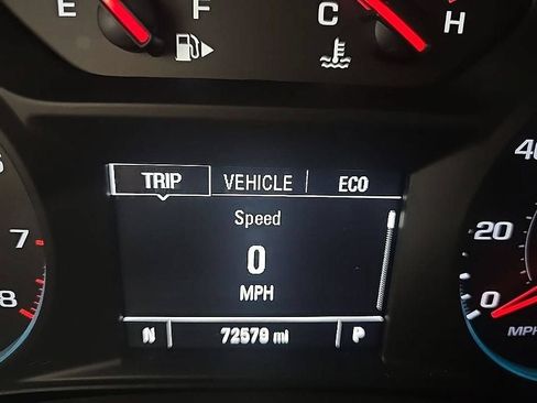 Used 2017 Chevrolet Malibu LT FWD image 14