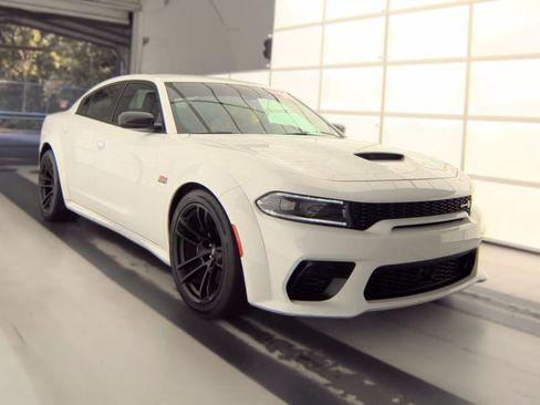 Used 2023 Dodge Charger Scat Pack RWD image 3