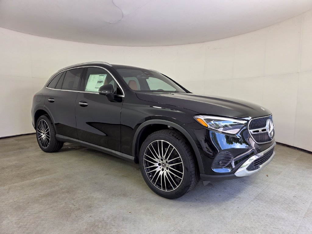 New 2027 Mercedes-Benz GLC 300 image 1