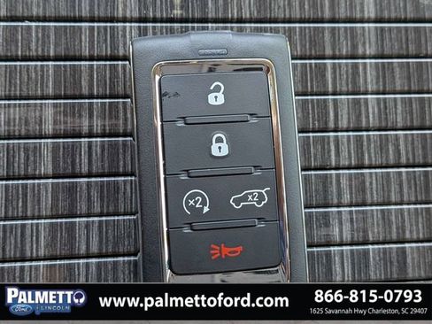 Used 2022 Jeep Wagoneer Series II RWD image 31