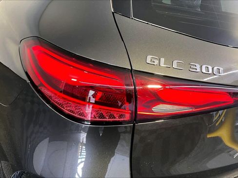 New 2026 Mercedes-Benz GLC 300 4MATIC image 5