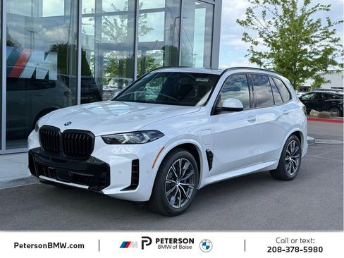 New 2026 BMW X5 xDrive50e w/ M Sport Package AWD/4WD image 1