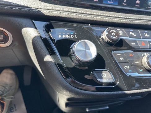 New 2026 Chrysler Pacifica Select image 71