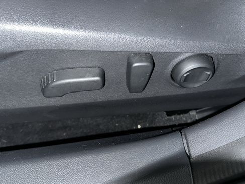 Used 2024 Subaru Outback Premium AWD/4WD image 19