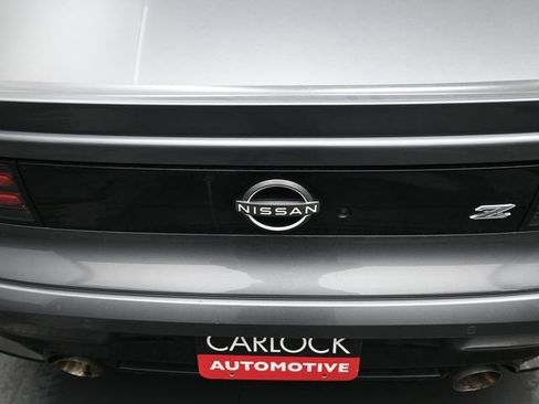 Used 2024 Nissan Z Performance w/ Floor Mat Package image 12