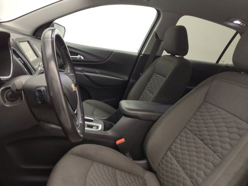Used 2019 Chevrolet Equinox LT w/ LPO, Cargo Package FWD image 17