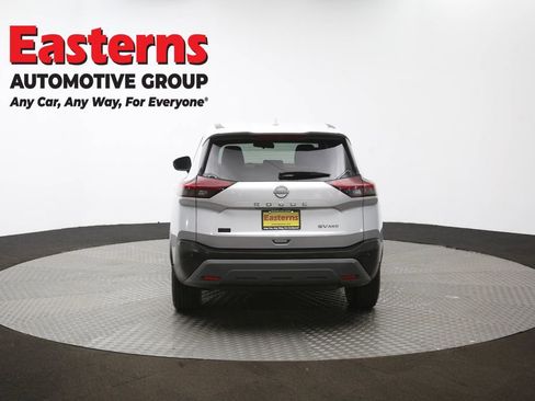 Used 2022 Nissan Rogue SV image 37