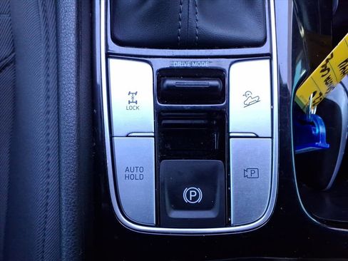 Certified 2022 Hyundai Santa Cruz SEL image 24