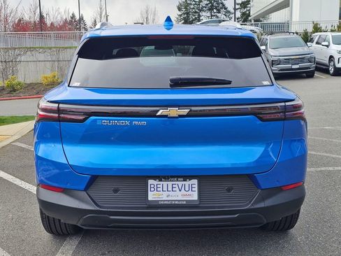 New 2026 Chevrolet Equinox EV LT image 4