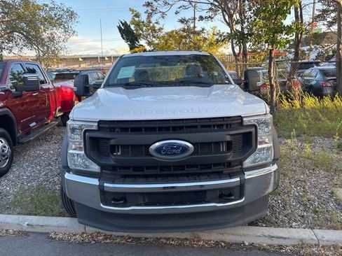Used 2021 Ford F550 2WD Regular Cab Super Duty image 3