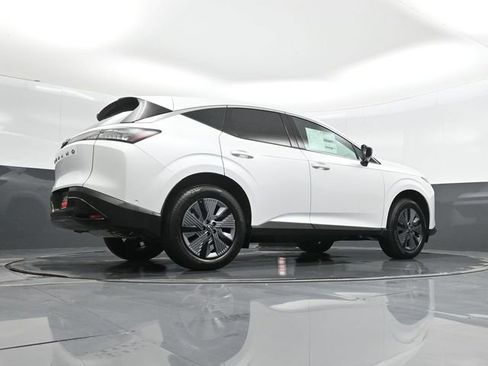Used 2025 Nissan Murano SV AWD/4WD image 39