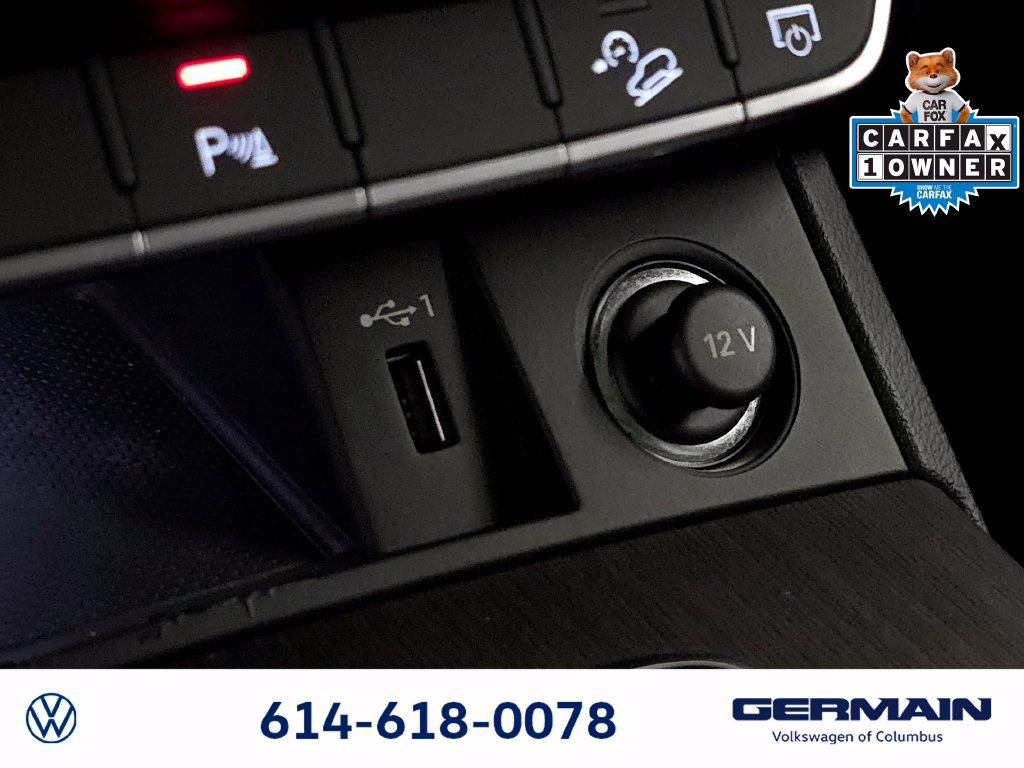 Used 2022 Audi Q5 e Premium w/ Convenience Package AWD/4WD image 39