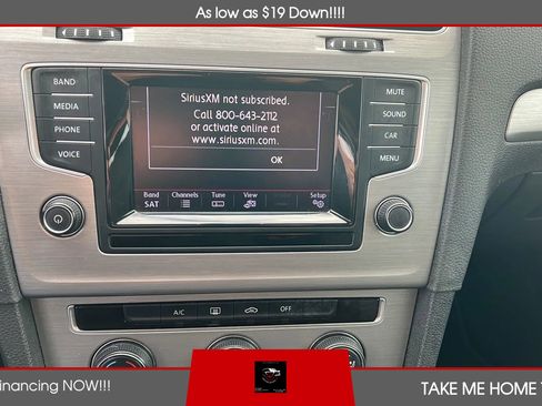 Used 2015 Volkswagen Golf S image 13