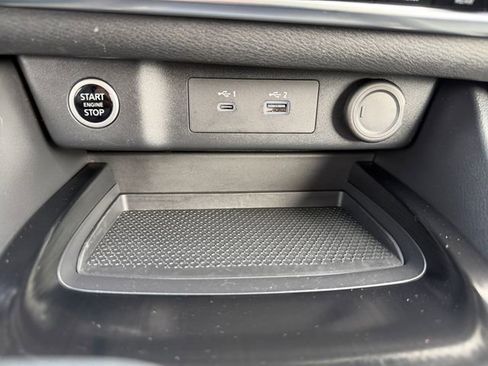 Used 2023 Nissan Rogue SV w/ SV Premium B Package image 24