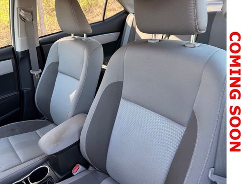 Used 2017 Toyota Corolla LE FWD image 10
