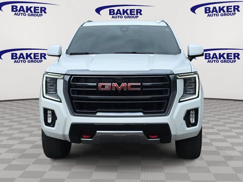 Used 2022 GMC Yukon AT4 w/ Technology Package AWD/4WD image 2