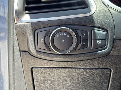 Used 2019 Ford Edge Titanium w/ Equipment Group 301A FWD image 29