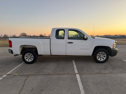 Used 2009 Chevrolet Silverado 1500 W/T image 4