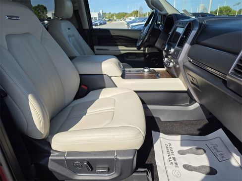 Used 2020 Ford Expedition Platinum image 10