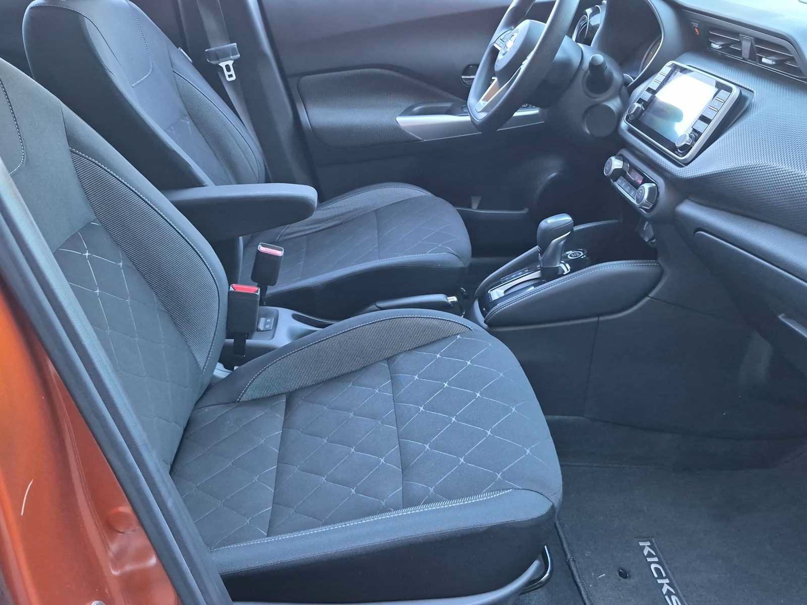 Used 2019 Nissan Kicks SV FWD image 20