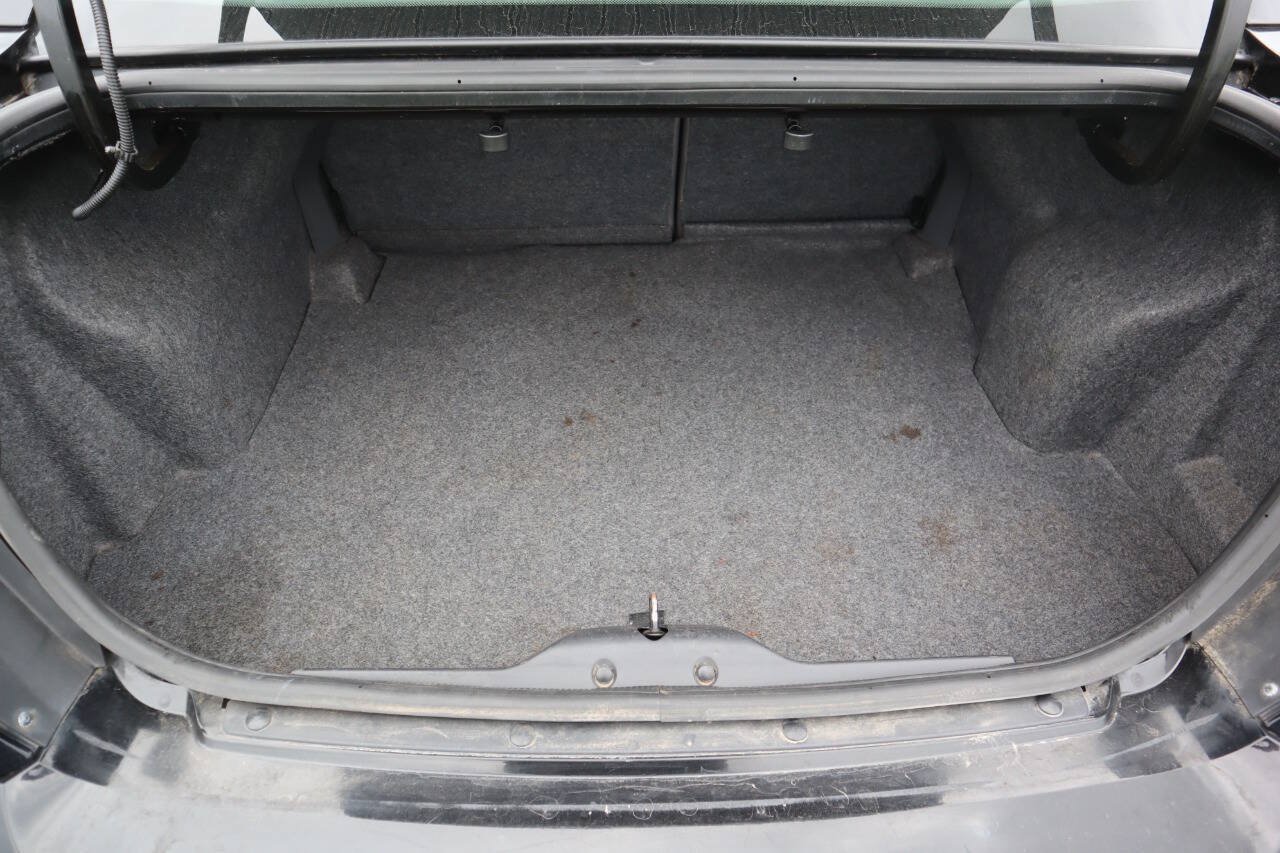 Used 2005 Saturn ION Level 2 w/ Power Pkg FWD image 13
