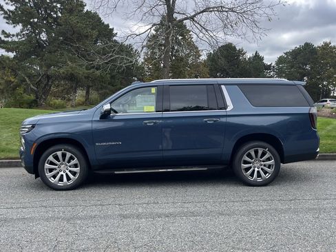New 2026 Chevrolet Suburban Premier w/ Sun And Tow Package image 2