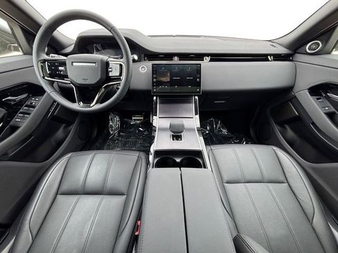 Certified 2026 Land Rover Range Rover Evoque Dynamic SE AWD/4WD image 13