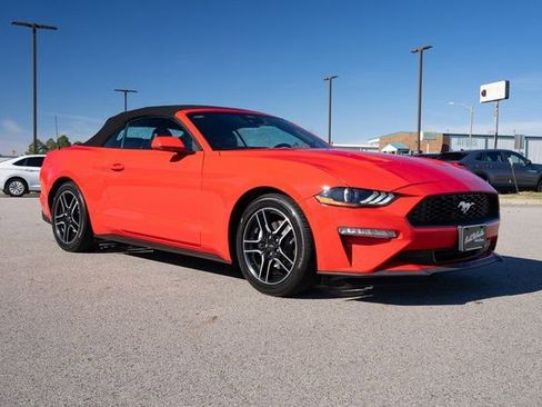 Used 2023 Ford Mustang Premium image 8